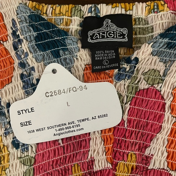 Angie Multicolor Floral Blouse - Picture 4 of 4